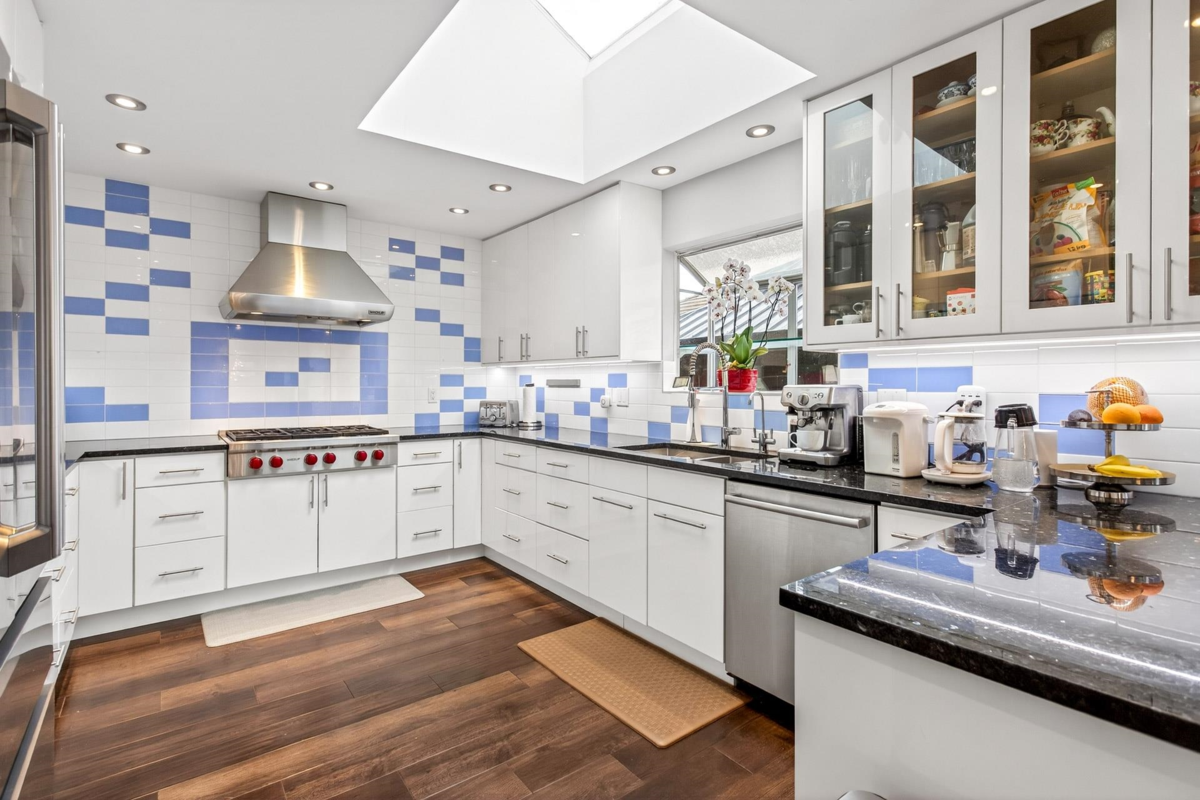 Primary Bedroom Photo of 1563 W 59th Avenue, Vancouver, BC