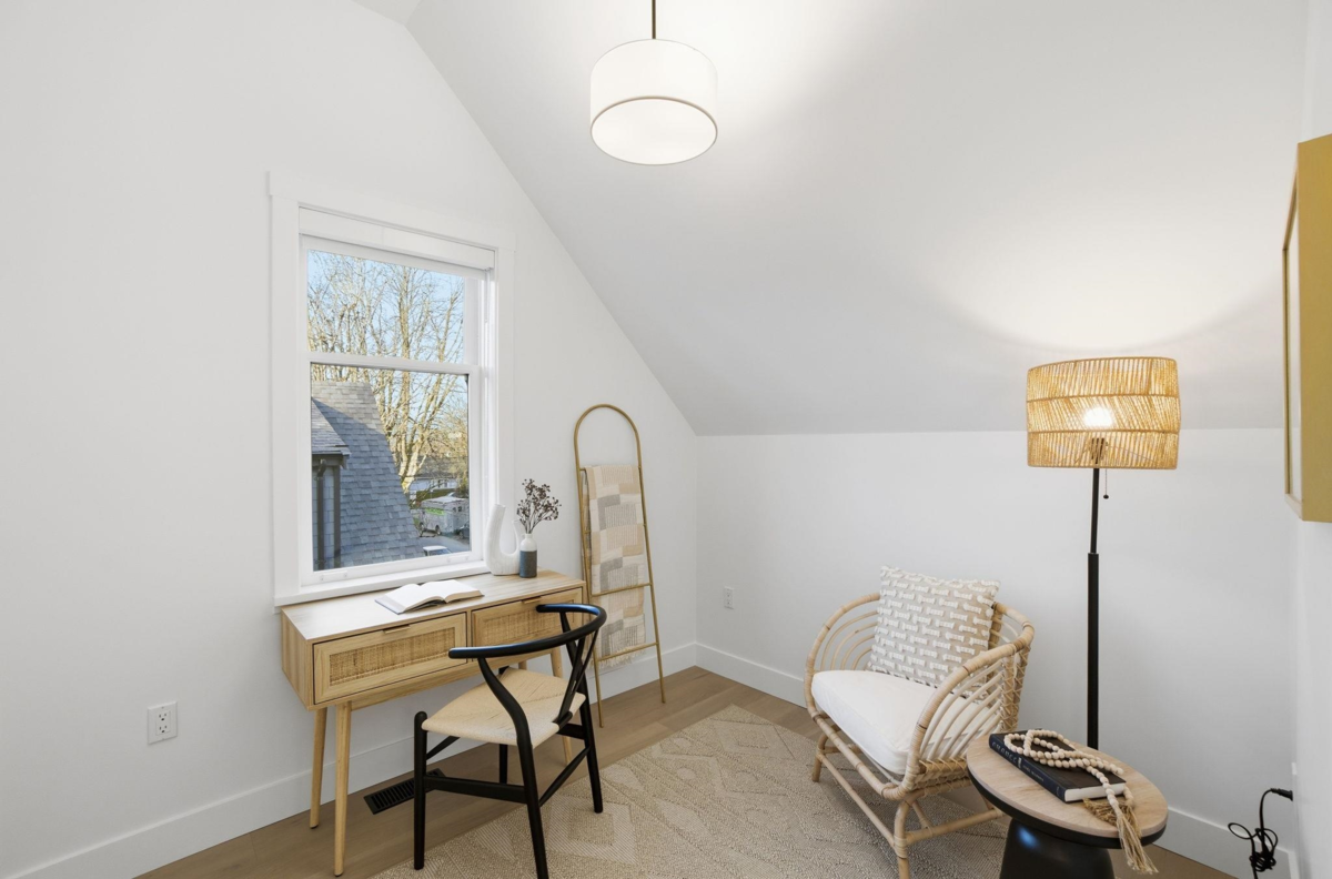 Mudroom Photo of 1081 Semlin Drive, Vancouver, BC