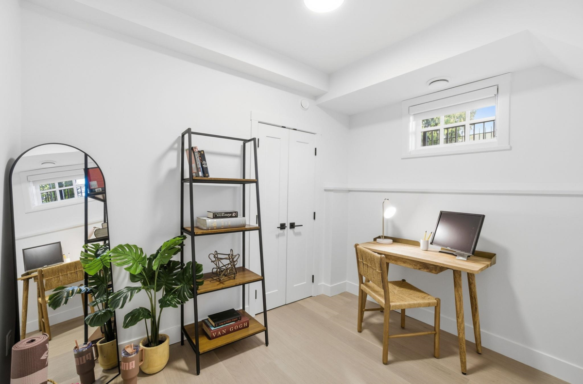 Walk-In Closet Photo of 1081 Semlin Drive, Vancouver, BC