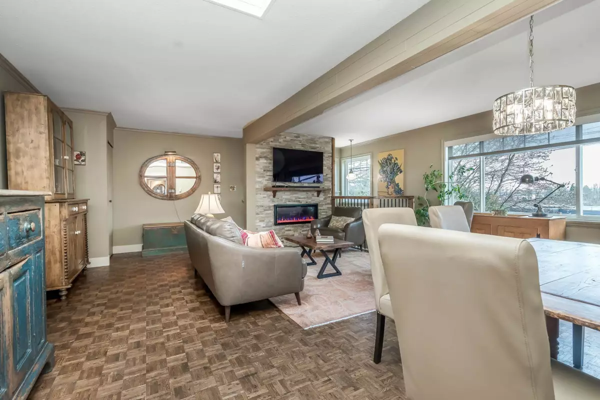 Bedroom 2 Photo of 905 Habgood Street, White Rock, BC