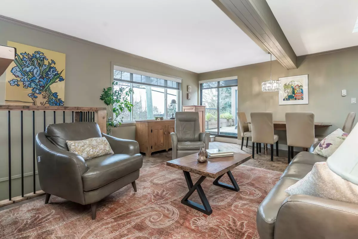 Pantry Photo of 905 Habgood Street, White Rock, BC