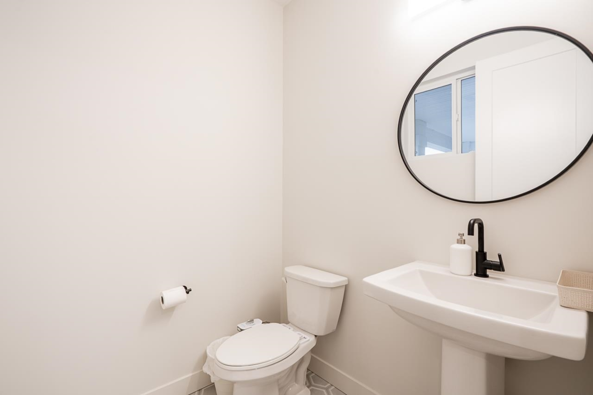 Bedroom 4 Photo of 31567 Montgomery Place, Mission, BC