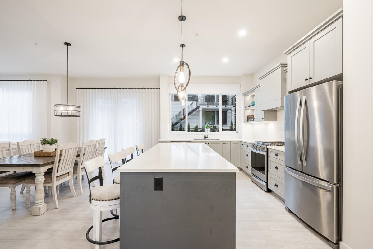 Primary Bedroom Photo of 31567 Montgomery Place, Mission, BC