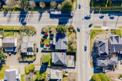 8412- 8414 156 Street, Surrey, BC