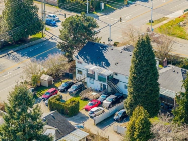 8412- 8414 156 Street, Surrey, BC