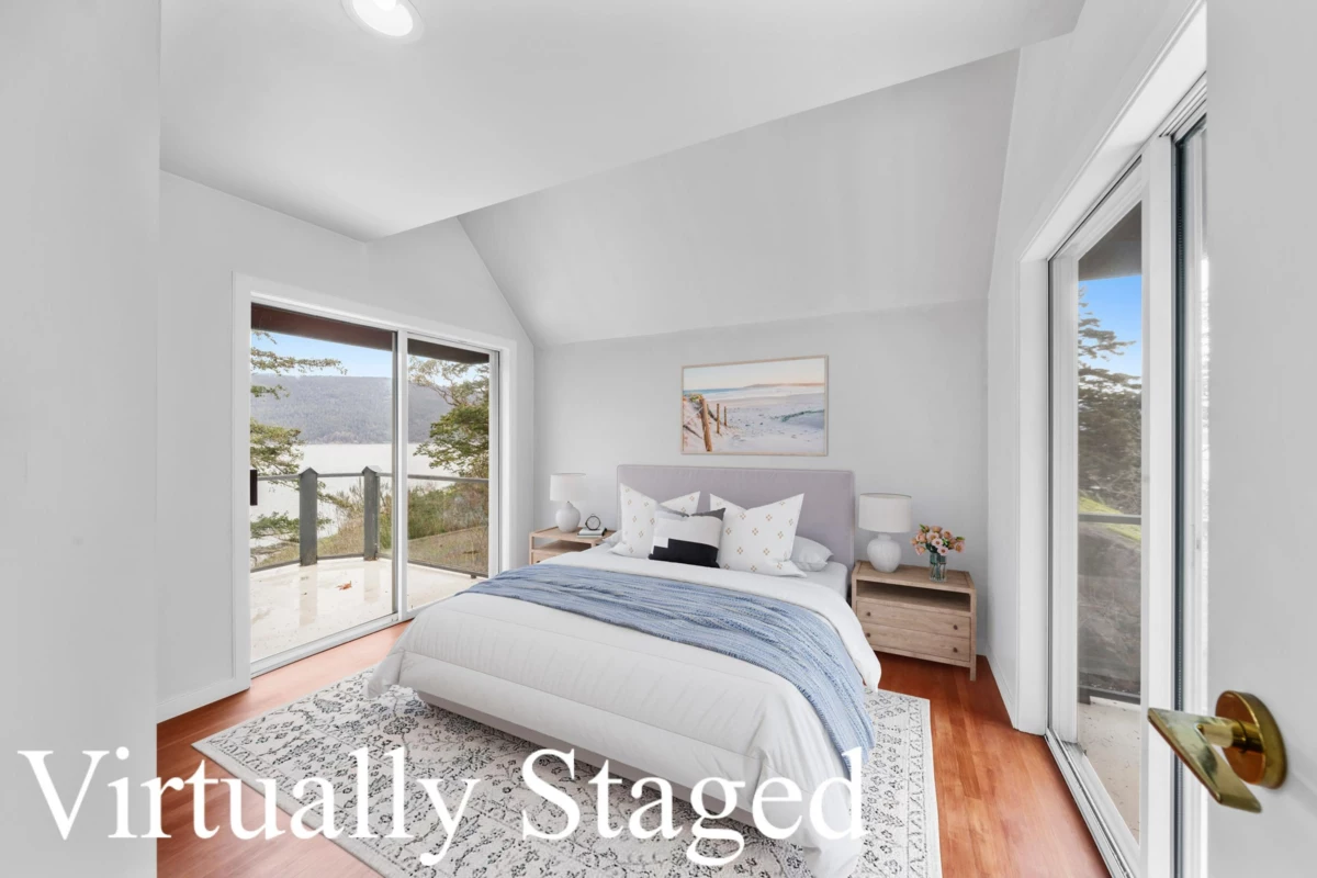 Entry Foyer Photo of 28 Passage Island, Vancouver, BC
