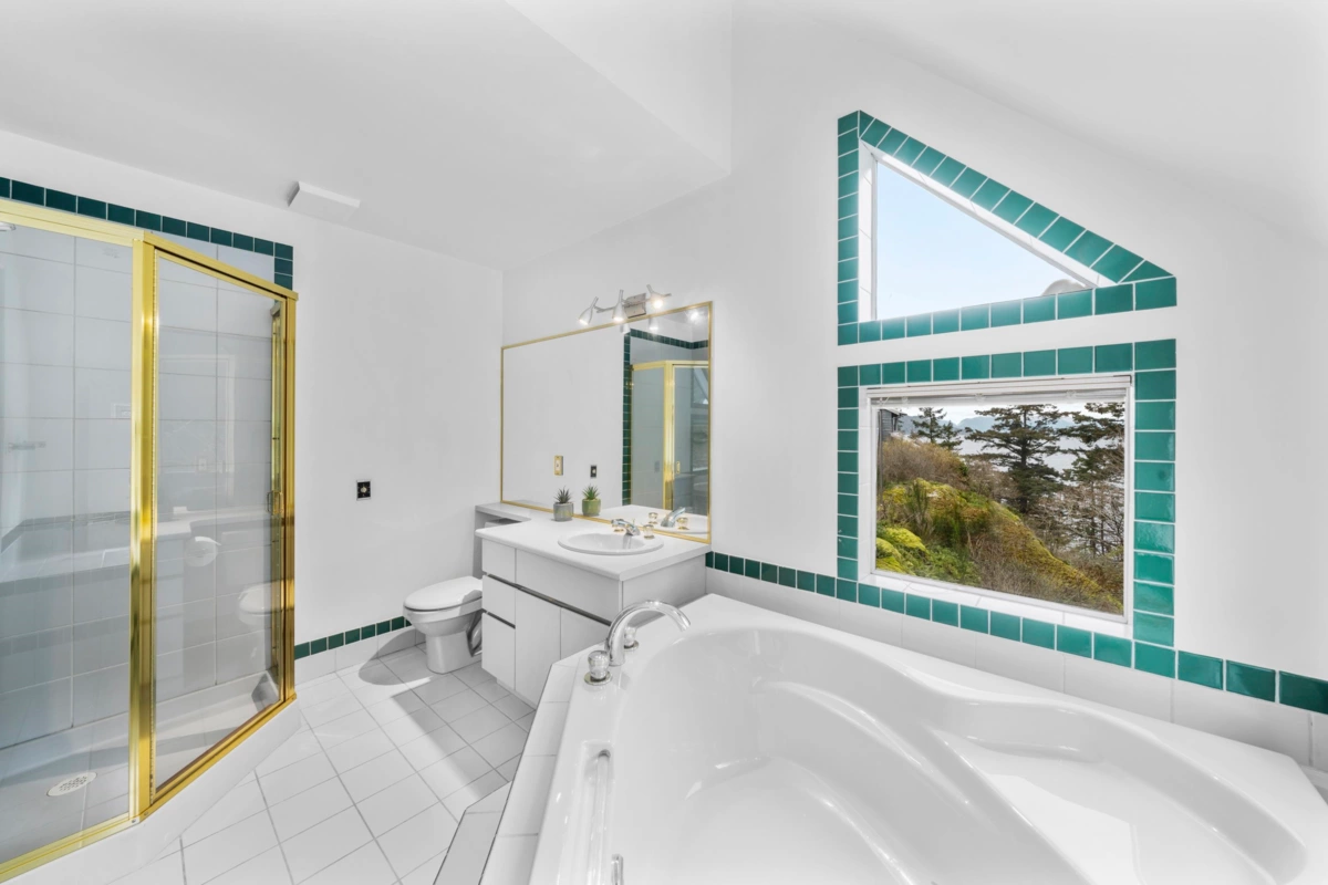 Garden / Landscaping Photo of 28 Passage Island, Vancouver, BC