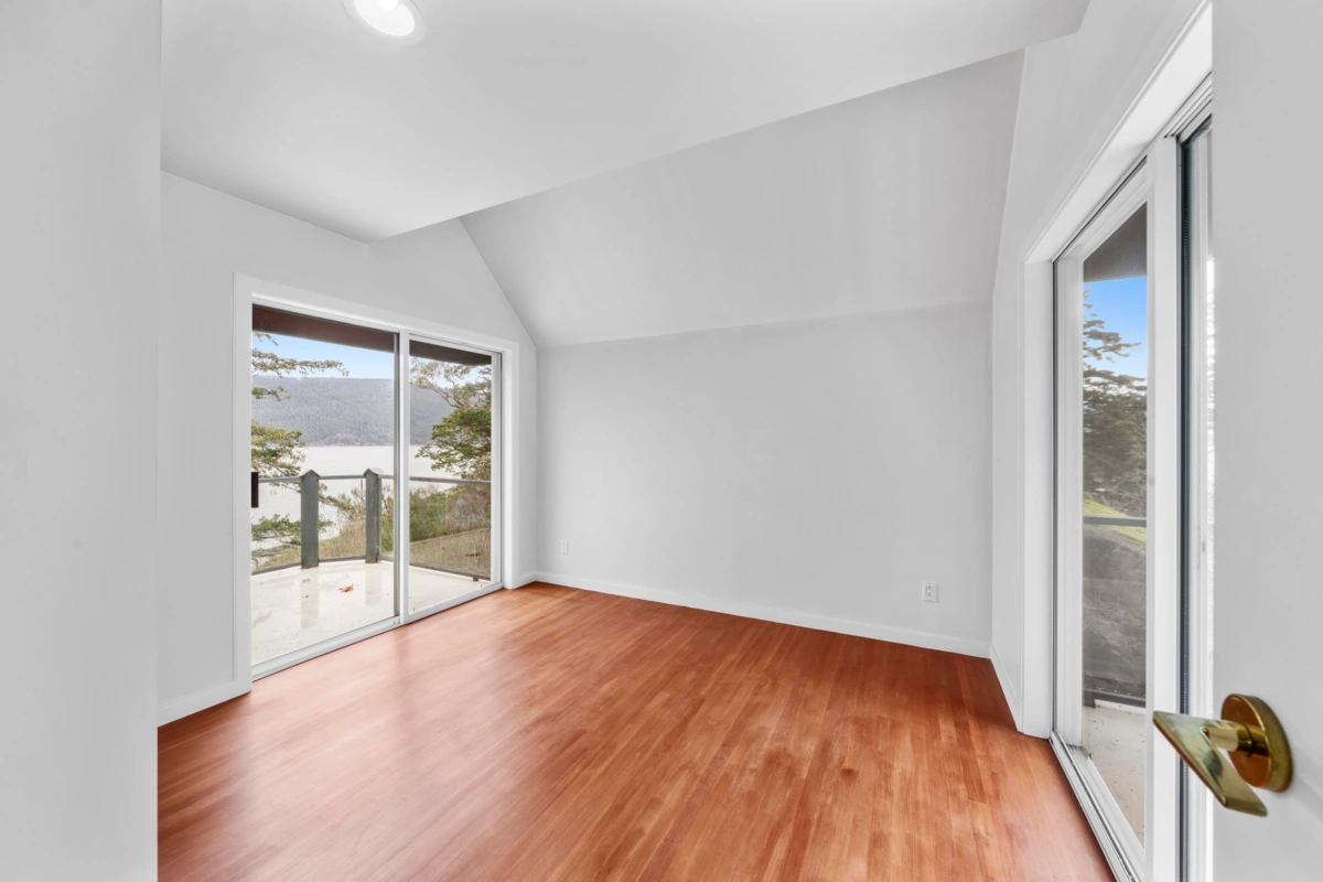 Laundry Room Photo of 28 Passage Island, Vancouver, BC