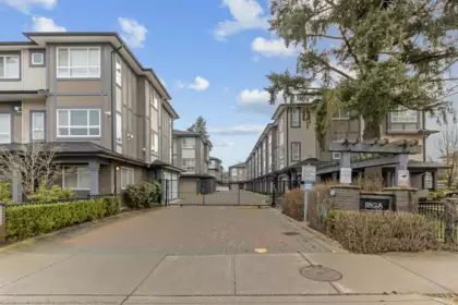 10 7691 Bridge Street, Richmond, BC, Richmond — Townhouse for sale