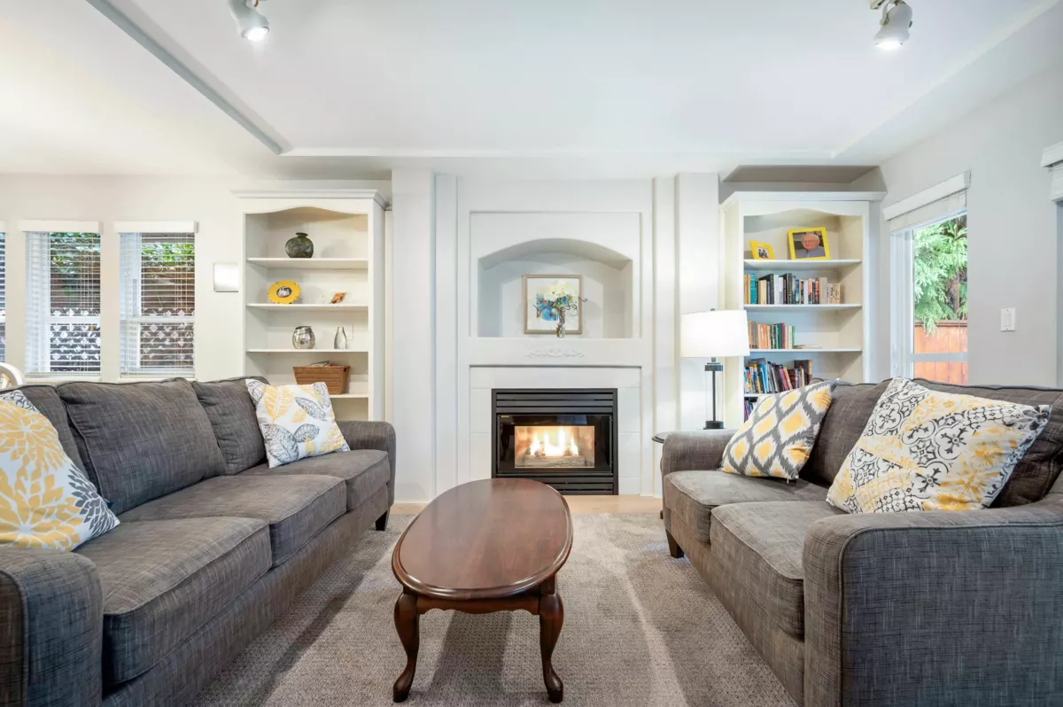 Laundry Room Photo of 9329 207a Street, Langley, BC