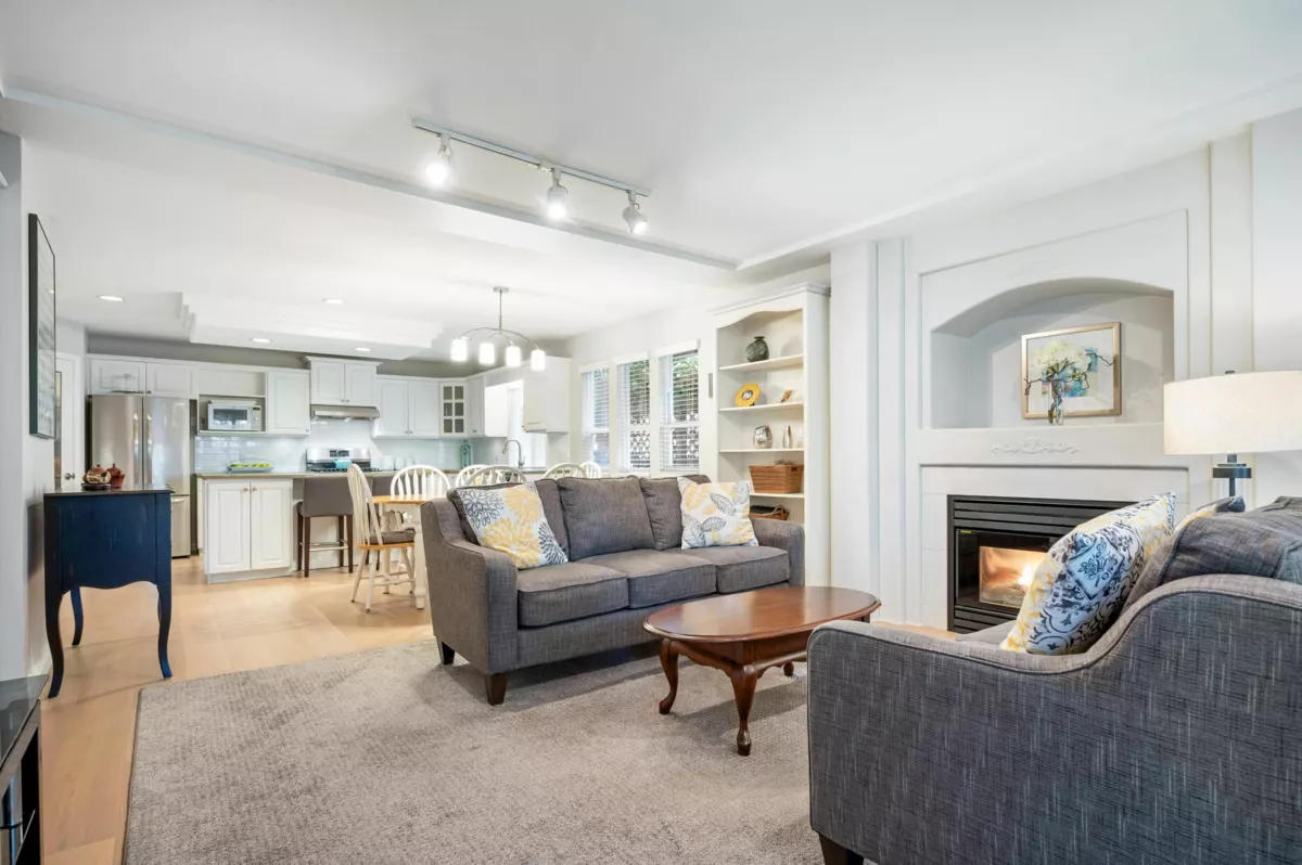 Mudroom Photo of 9329 207a Street, Langley, BC