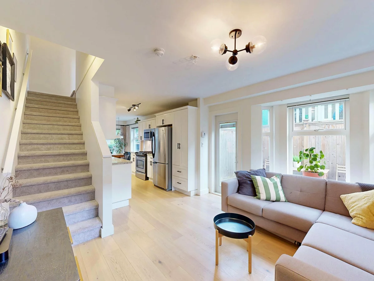 Dining Area Photo of 101 1672 E Pender Street, Vancouver, BC