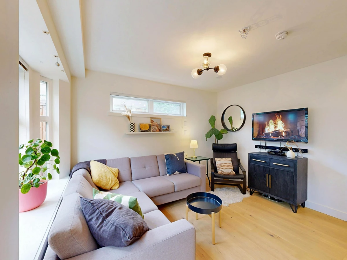 Living Room Photo of 101 1672 E Pender Street, Vancouver, BC