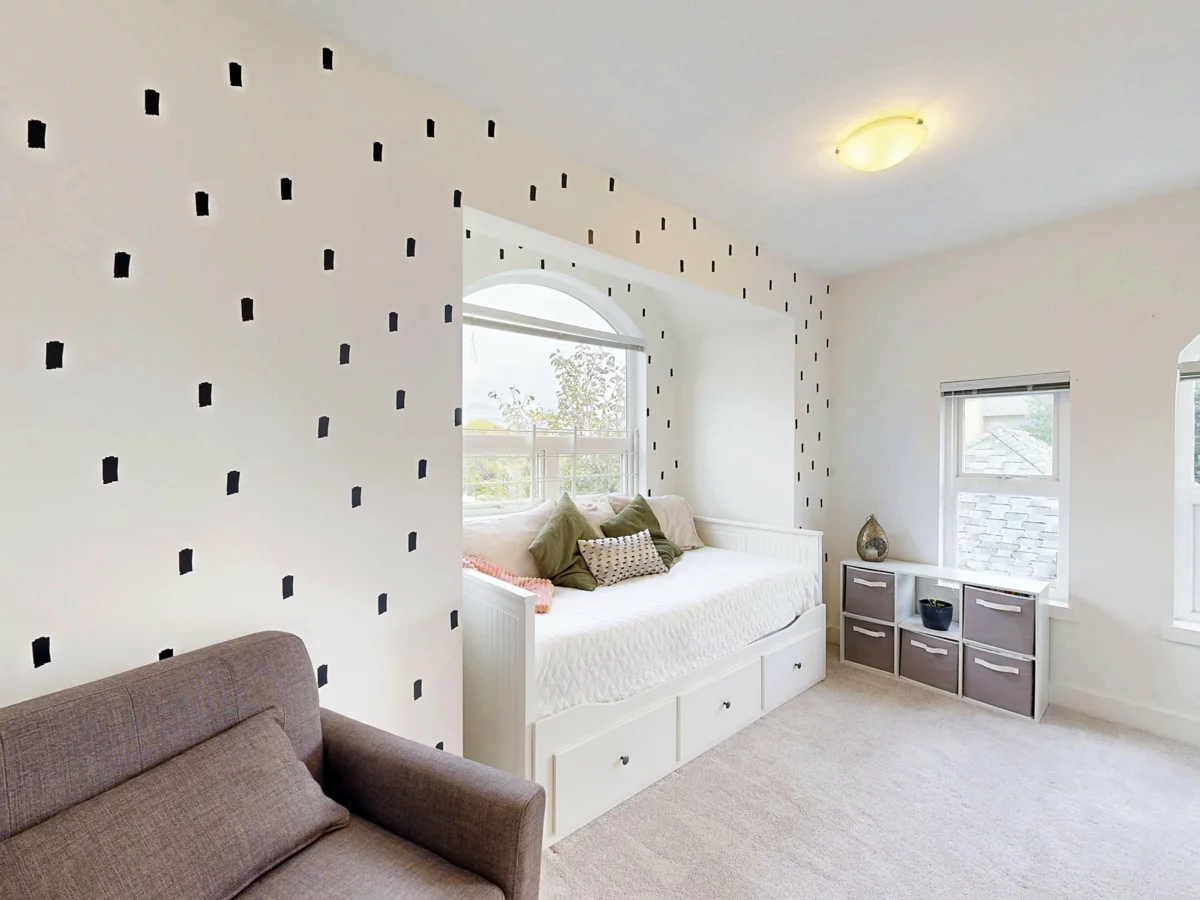 Loft / Bonus Room Photo of 101 1672 E Pender Street, Vancouver, BC