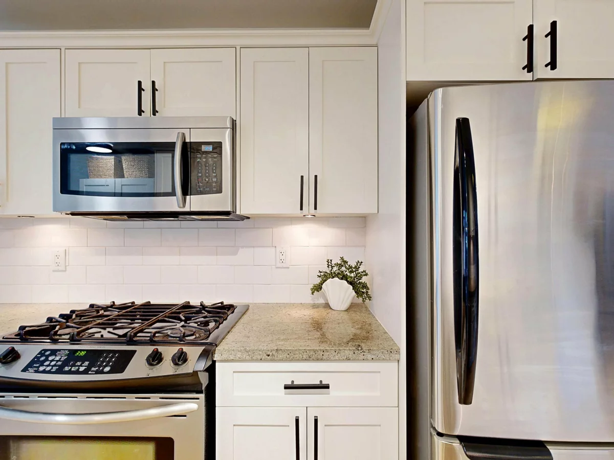 Pantry Photo of 101 1672 E Pender Street, Vancouver, BC