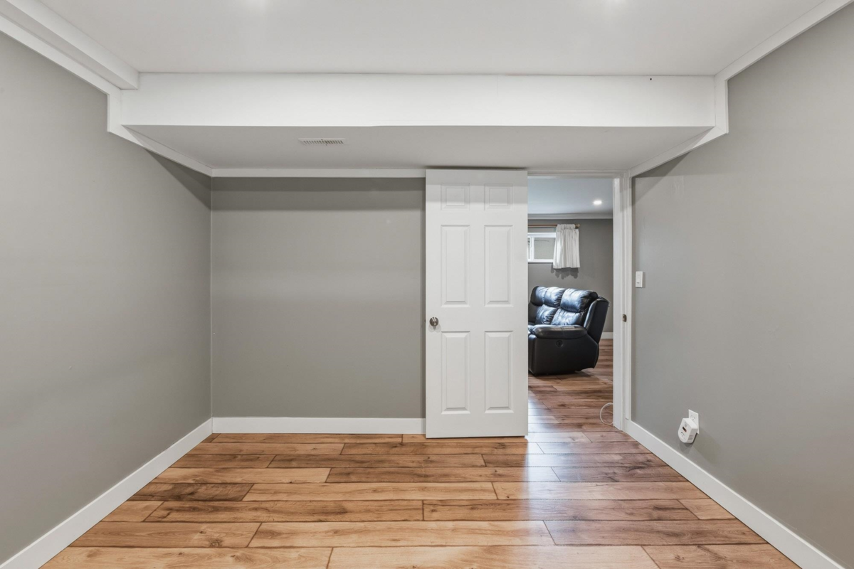 Swimming Pool Photo of 7084 Papuc Place, Delta, BC