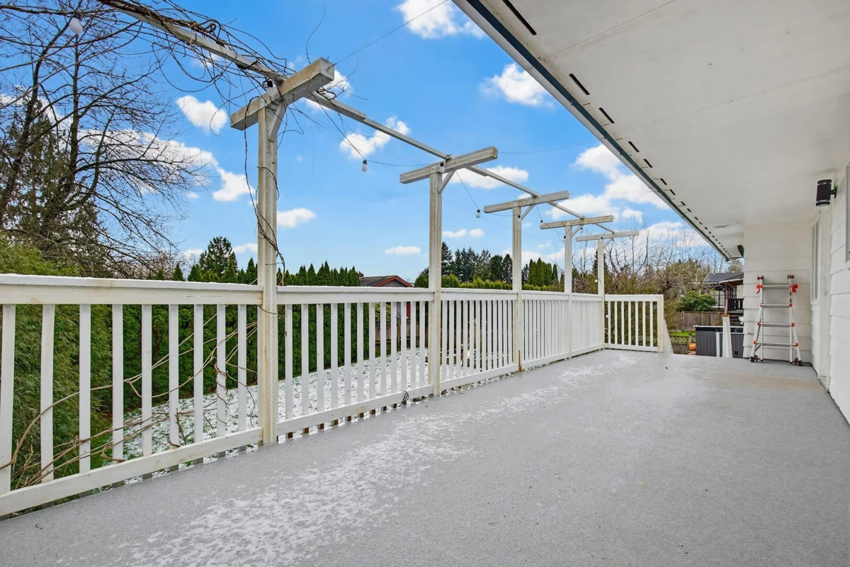 Backyard Photo of 33394 Heather Avenue, Mission, BC