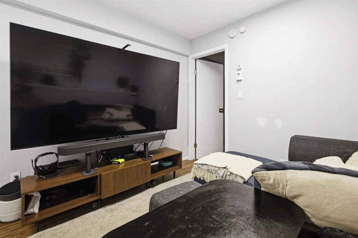 Bedroom 2 Photo of 33394 Heather Avenue, Mission, BC