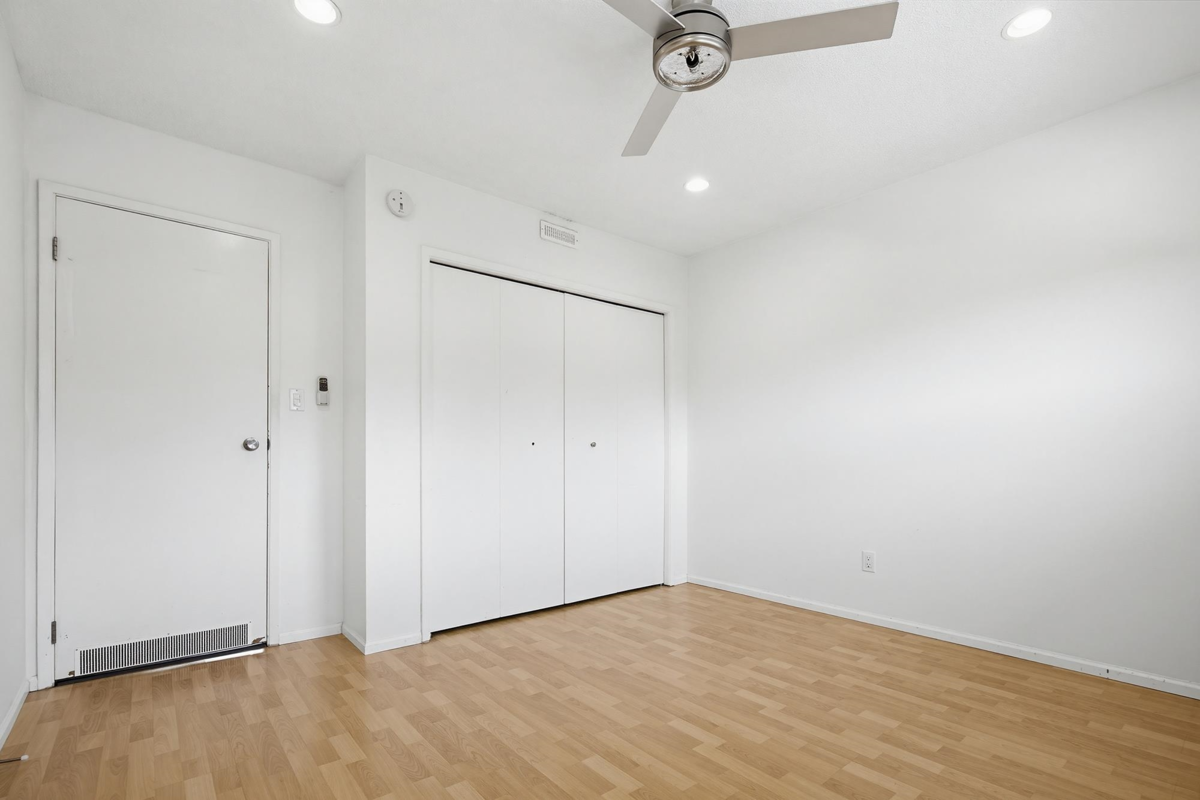 Breakfast Nook Photo of 33394 Heather Avenue, Mission, BC