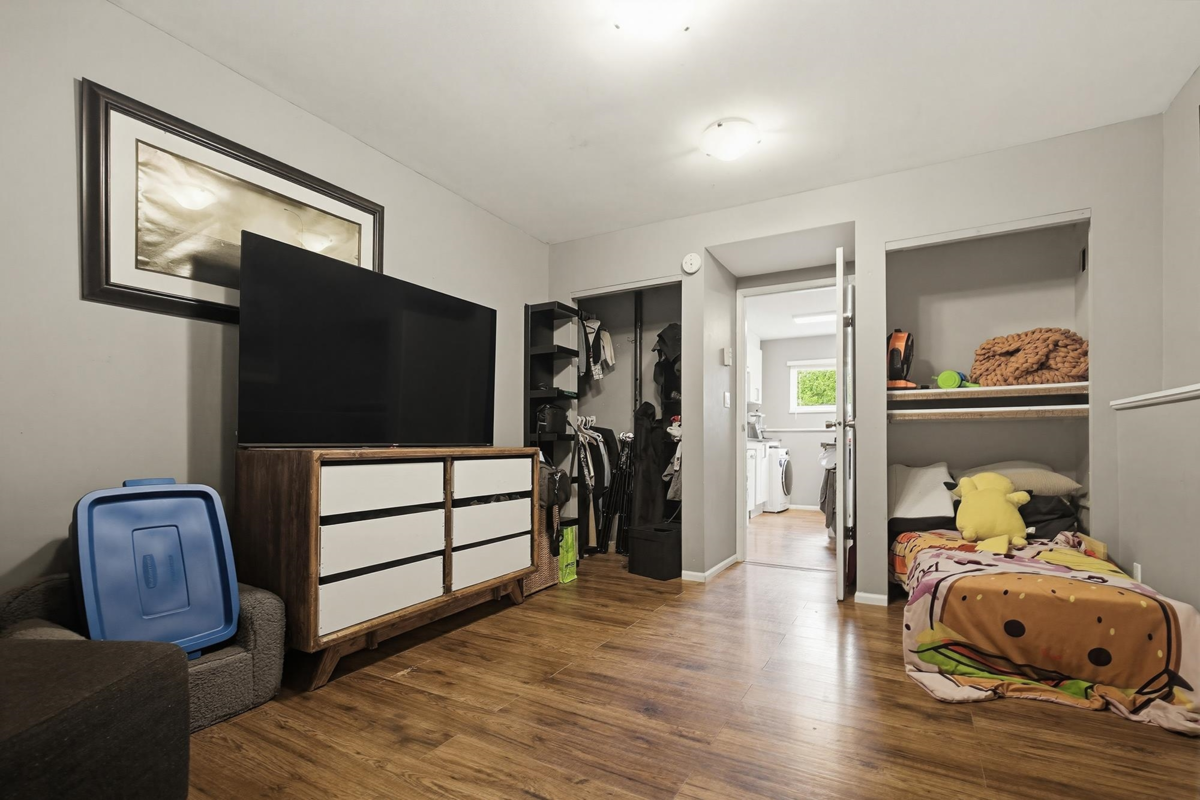 Staircase Photo of 33394 Heather Avenue, Mission, BC