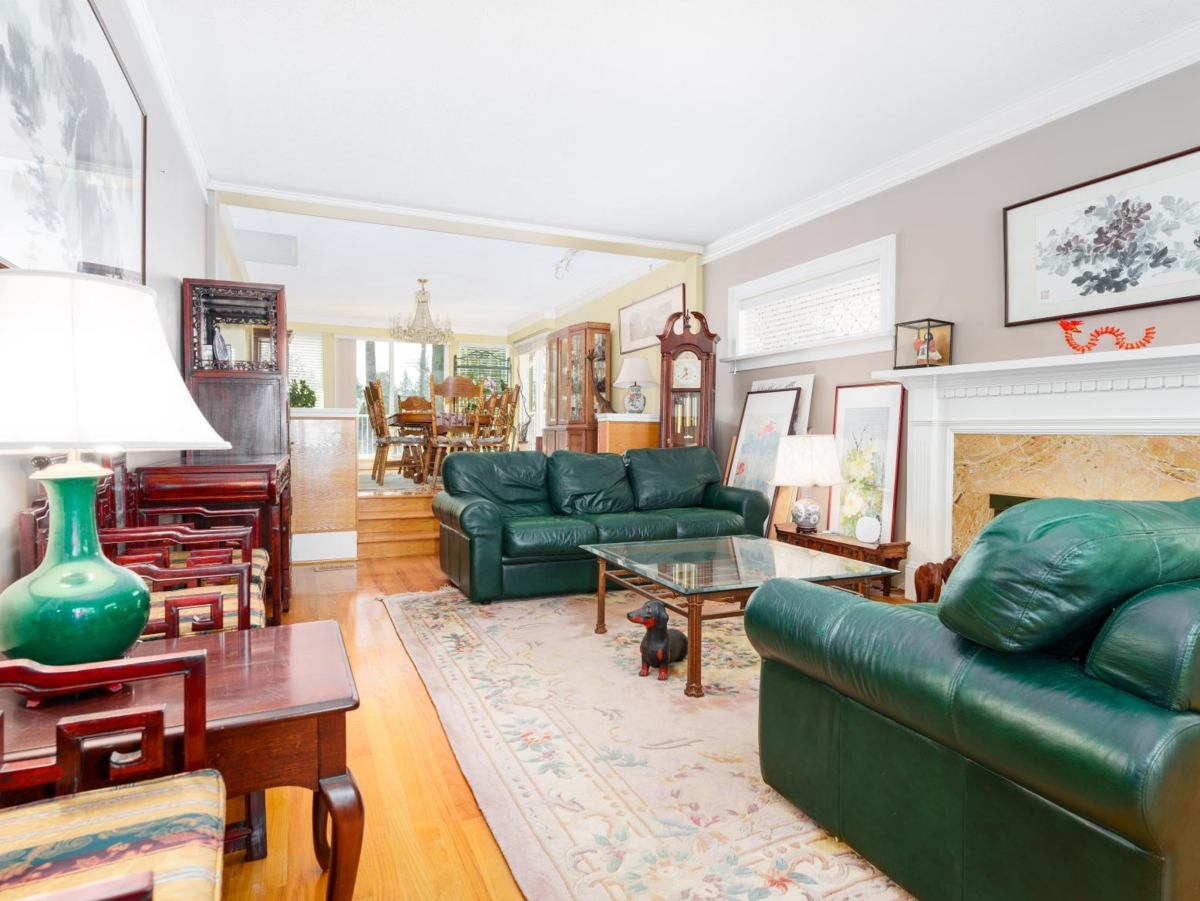 Family Room Photo of 1450 W 40th Avenue, Vancouver, BC