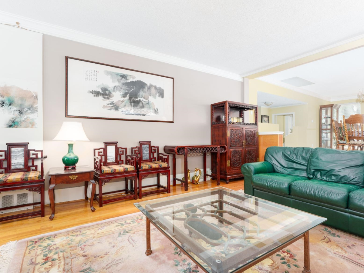 Kitchen Island Photo of 1450 W 40th Avenue, Vancouver, BC