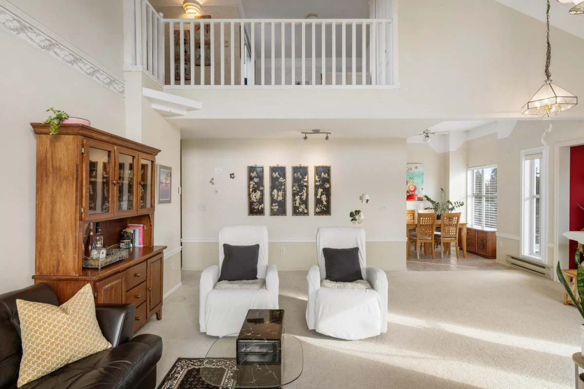Breakfast Nook Photo of 319 13918 72 Avenue, Surrey, BC