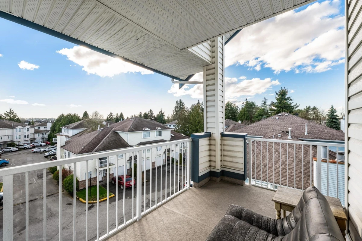 Outdoor Patio Photo of 319 13918 72 Avenue, Surrey, BC