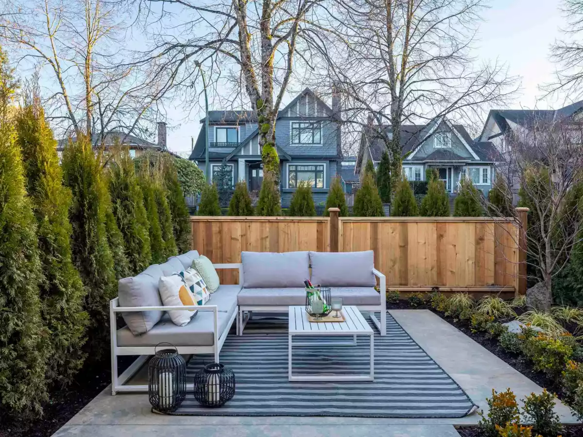 Outdoor Patio Photo of 1 3919 W 18th Avenue, Vancouver, BC