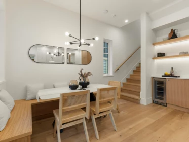 Breakfast Nook Photo of 1 3919 W 18th Avenue, Vancouver, BC