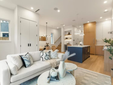 1 3919 W 18th Avenue, Vancouver, BC