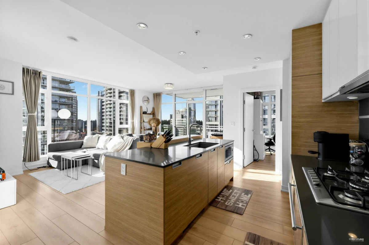 Breakfast Nook Photo of 1901 4688 Kingsway, Burnaby, BC