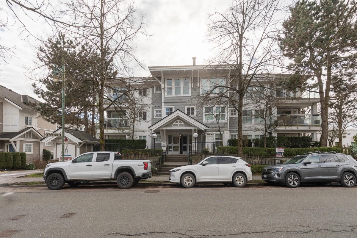 Front Yard Photo of 107 3038 E Kent Avenue South, Vancouver, BC