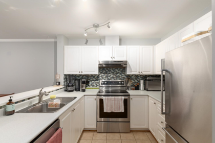 107 3038 E Kent Avenue South, Vancouver, BC