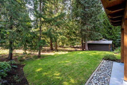 Hallway Photo of 8512 Drifter Way, Whistler, BC