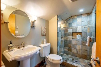 Primary Bathroom Photo of 8512 Drifter Way, Whistler, BC