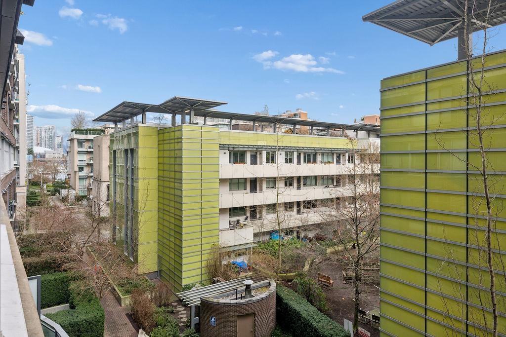 Office / Den Photo of 403 181 W 1st Avenue, Vancouver, BC