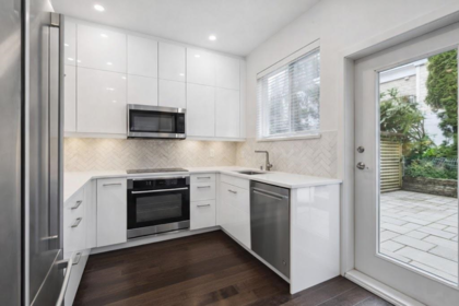158 W 22nd Street, North Vancouver, BC