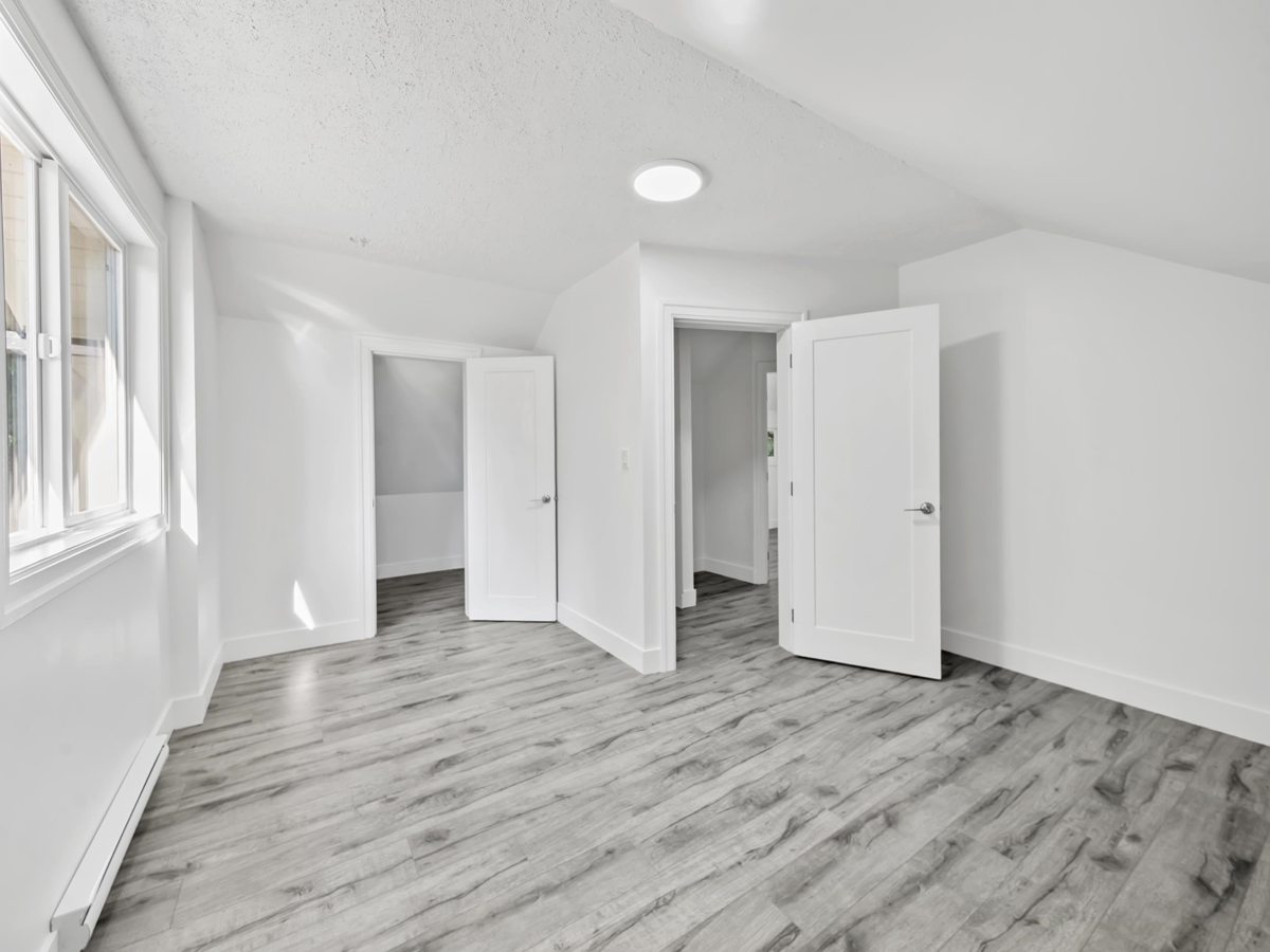 Breakfast Nook Photo of 12734 246 Street, Maple Ridge, BC