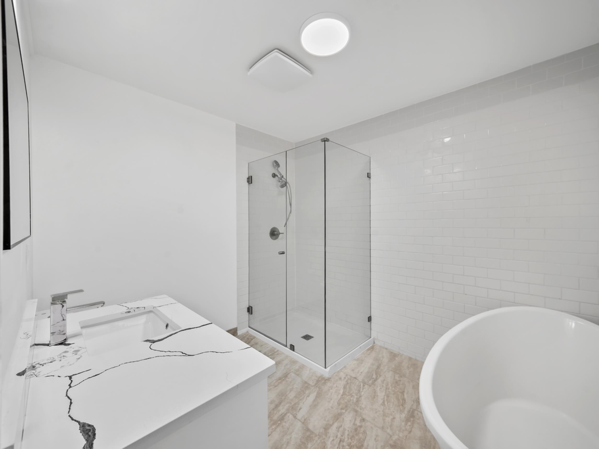 Primary Bathroom Photo of 12734 246 Street, Maple Ridge, BC