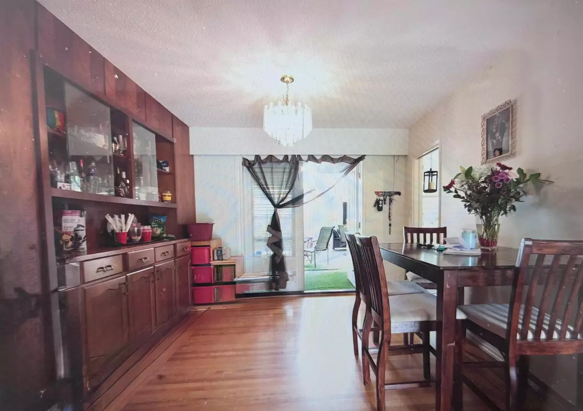 Family Room Photo of 8356 Elliott Street, Vancouver, BC