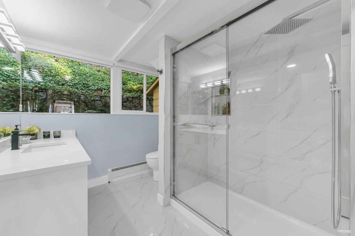 Backyard Photo of 2755 Skilift Place, West Vancouver, BC