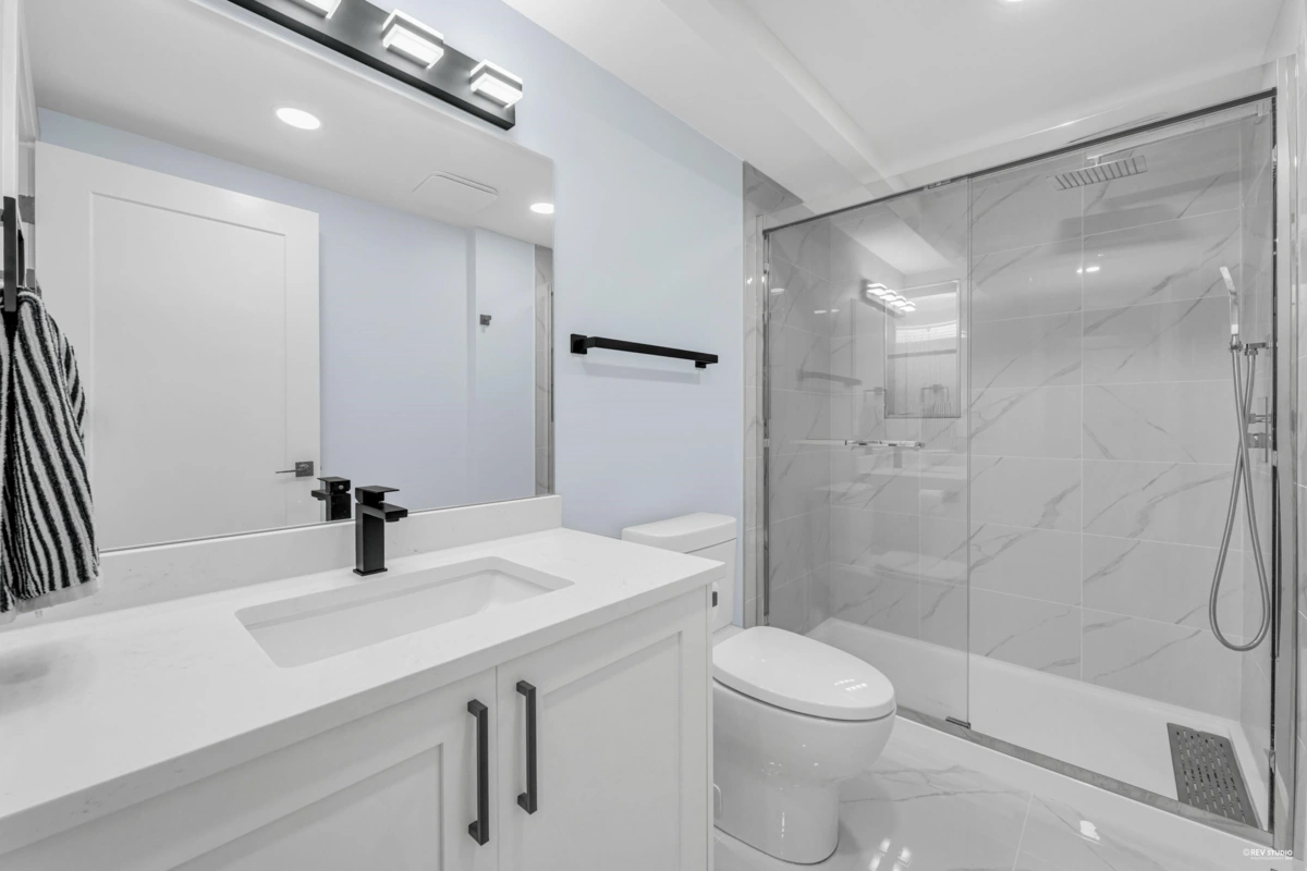 Garden / Landscaping Photo of 2755 Skilift Place, West Vancouver, BC