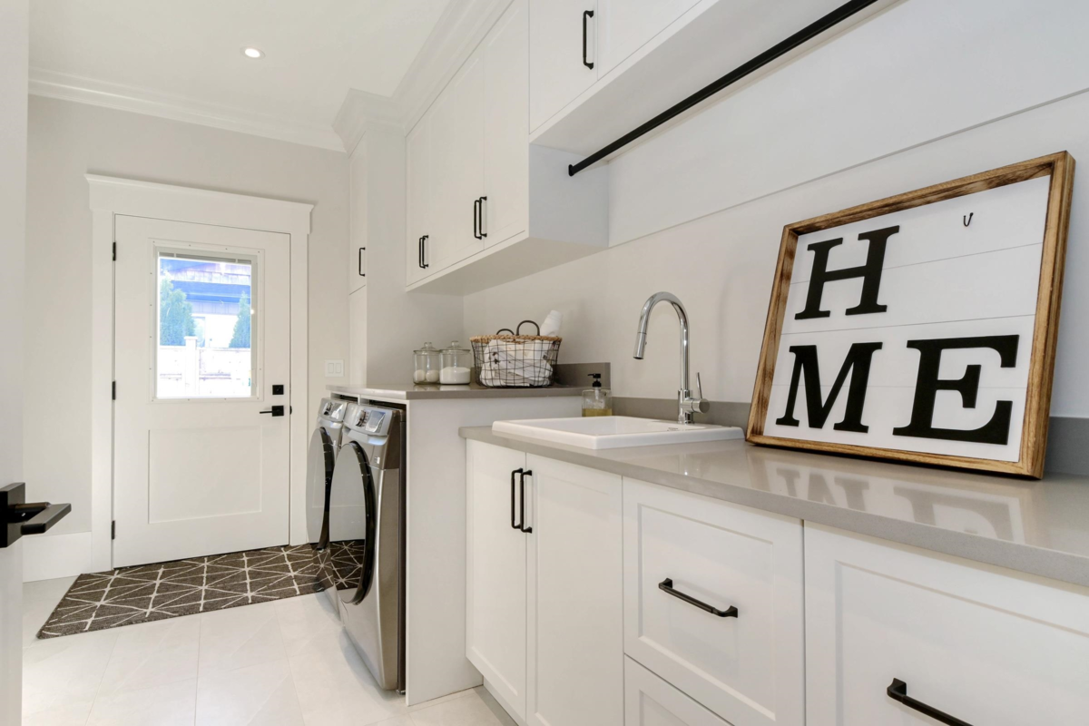 Front Yard Photo of 4560 198 Street, Langley, BC