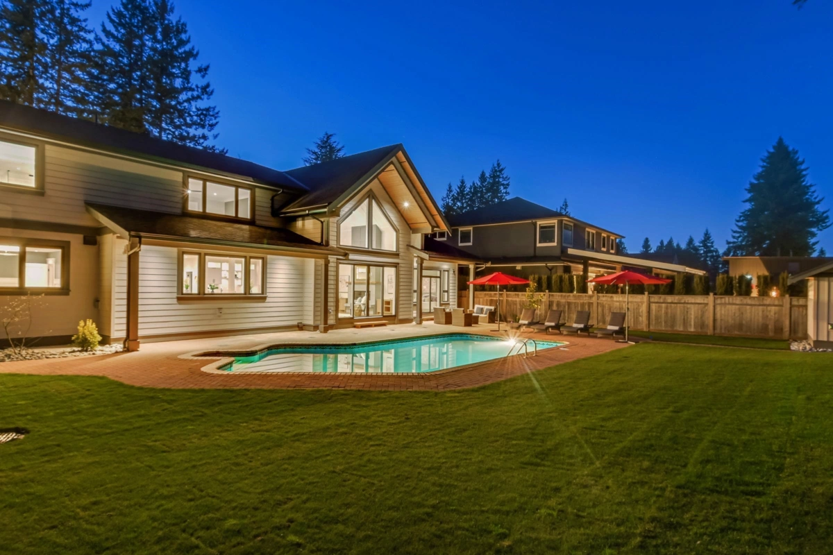 Hot Tub / Spa Photo of 4560 198 Street, Langley, BC