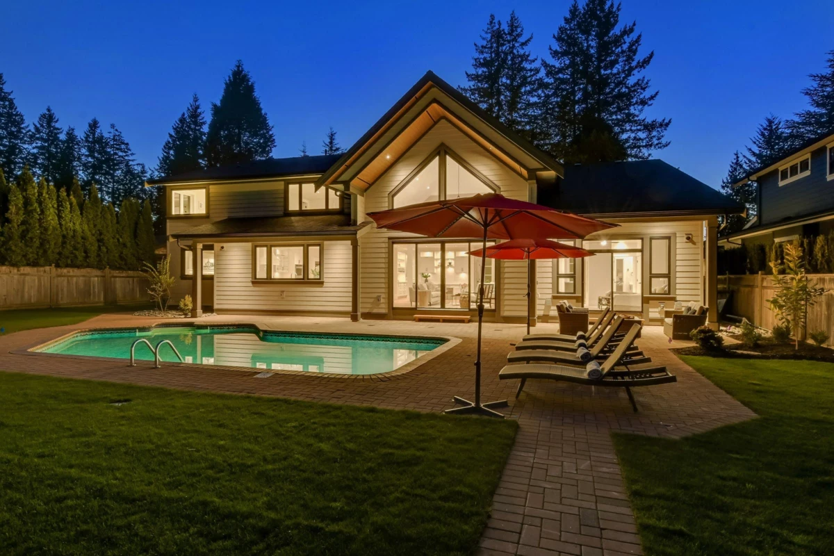 Living Room Photo of 4560 198 Street, Langley, BC