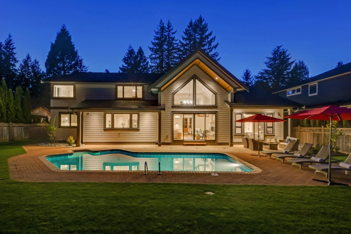 Swimming Pool Photo of 4560 198 Street, Langley, BC