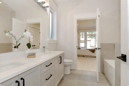 Laundry Room Photo of 4560 198 Street, Langley, BC