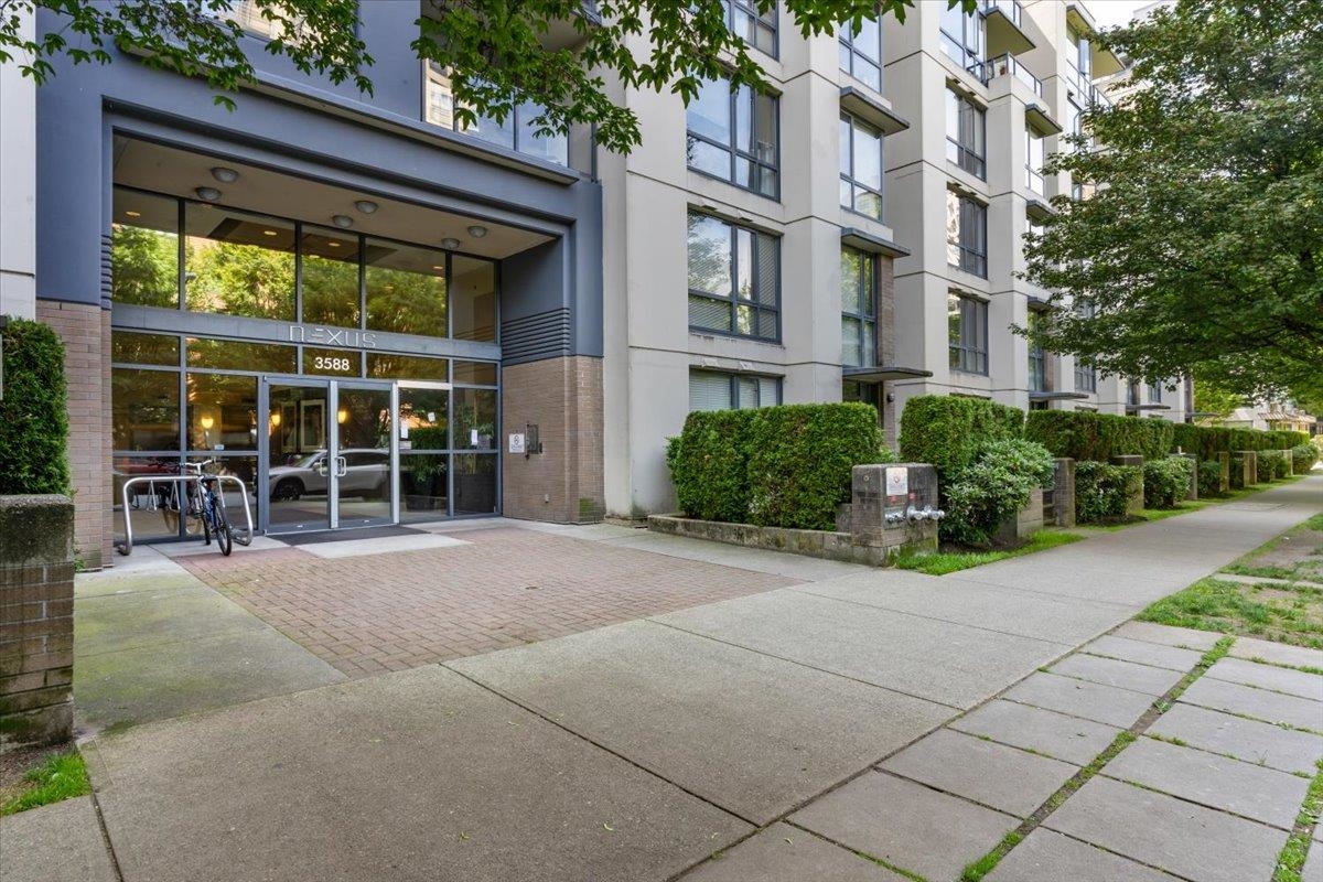 Staircase Photo of 303 3588 Crowley Drive, Vancouver, BC