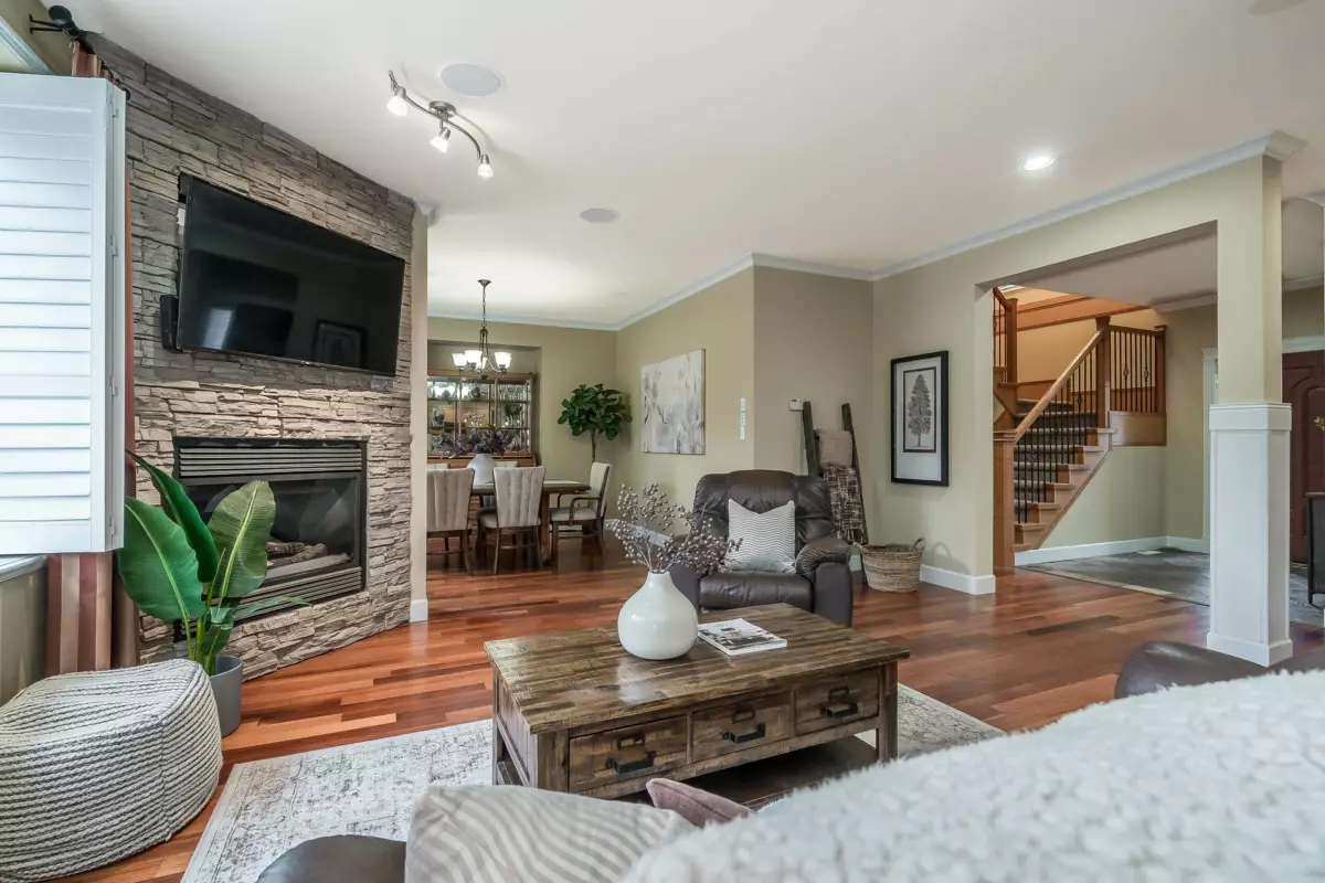 Breakfast Nook Photo of 9422 216a Street, Langley, BC